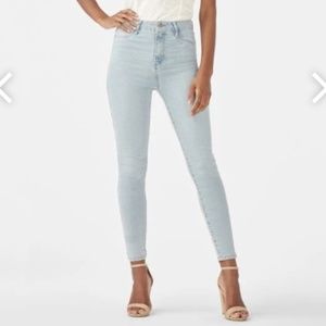 Miracle Skinny Jeans size 26